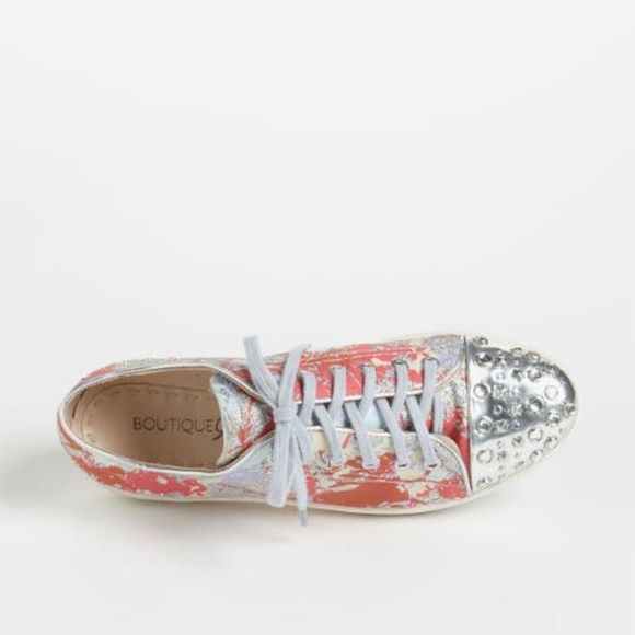 Boutique 9 Sneaker - Picture 6 of 6